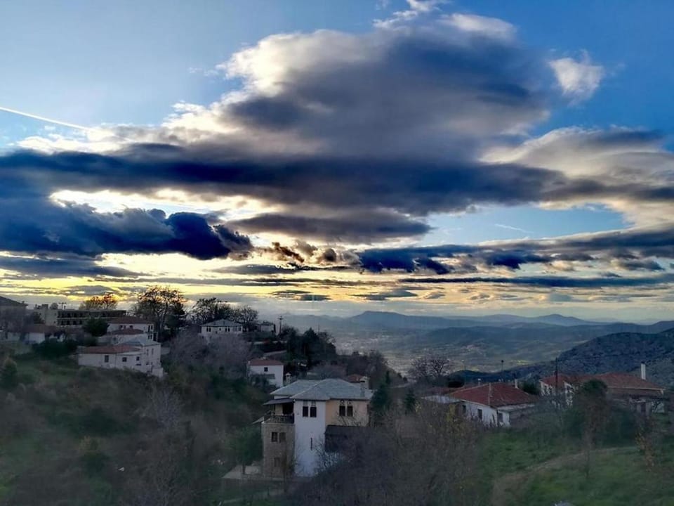 View (from property/room), City view, Garden view, Mountain view