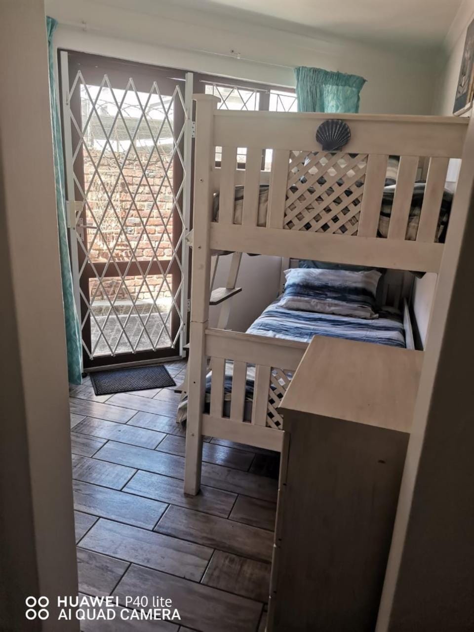 Photo of the whole room, Bedroom, bunk bed