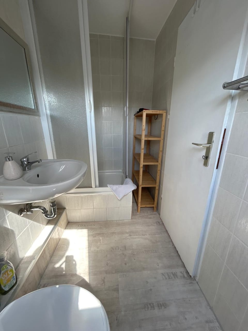 Shower, Bathroom