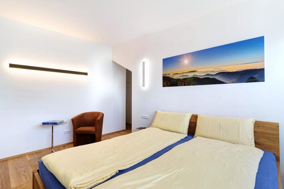 Living room, Bedroom