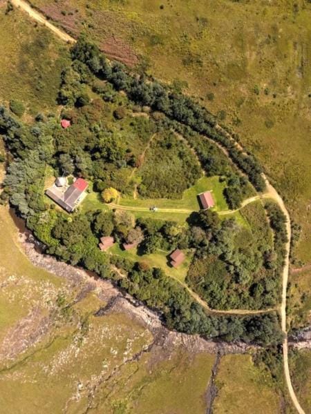 Day, Neighbourhood, Natural landscape, Bird's eye view