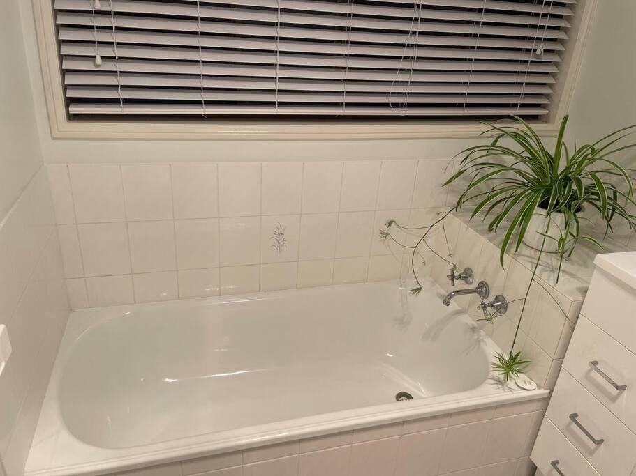 Bathroom, Bath