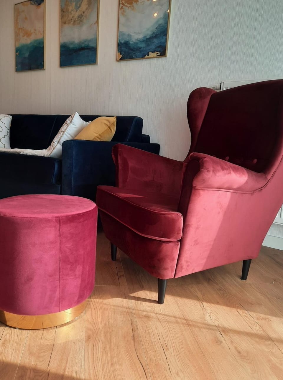 Living room, Seating area