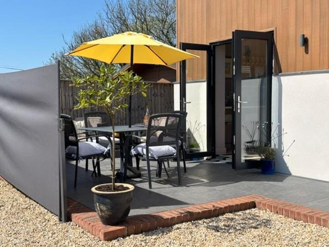 The Paddocks - Lovely annexe overlooking paddocks Apartment in Purbeck District