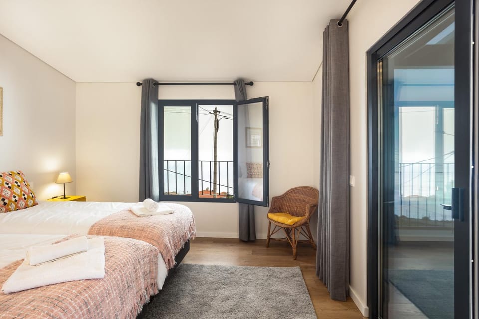 Property building, Living room, Bedroom
