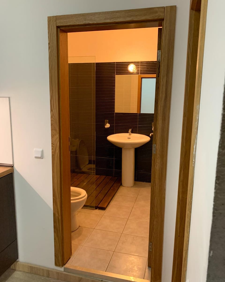 Toilet, Bathroom