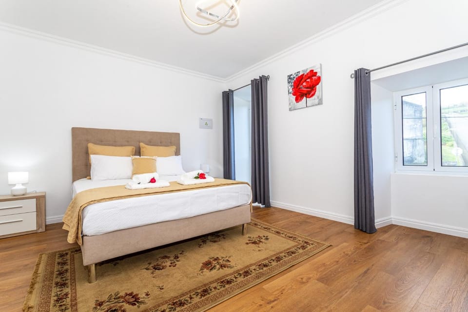 Living room, Bedroom