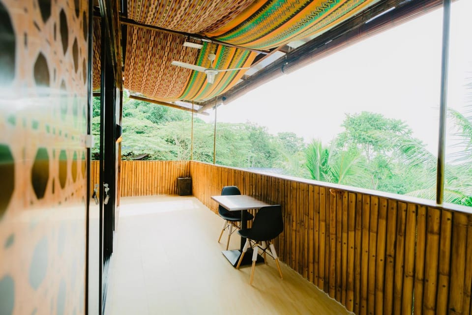 Day, Balcony/Terrace