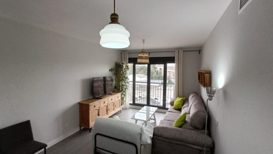 Living room, Photo of the whole room, Seating area, Dining area
