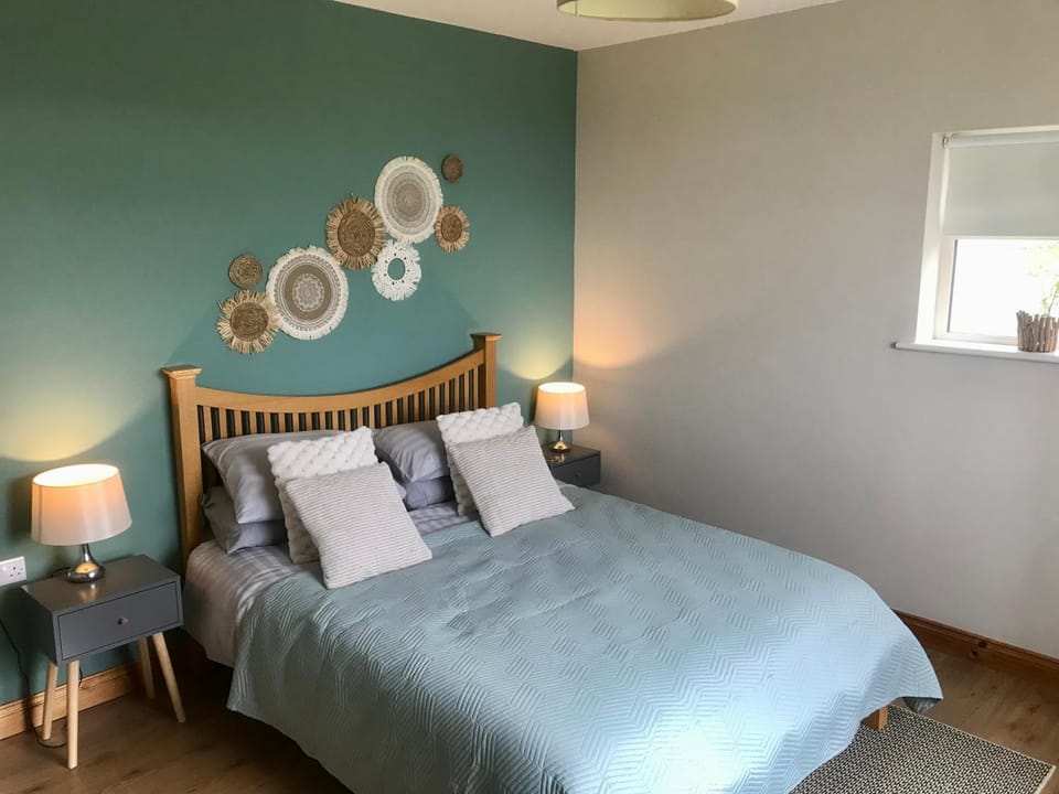 Wild Atlantic Stay Guest House Self-Catering Bed and Breakfast in County Galway