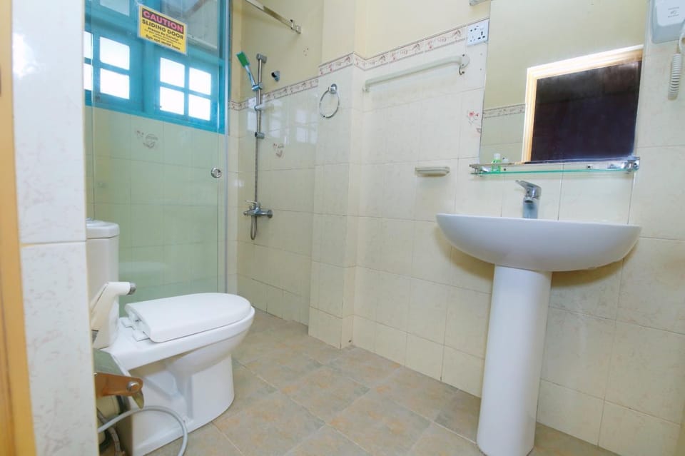 Green Garden Hotel & Restaurant Bed and Breakfast in Nuwara Eliya