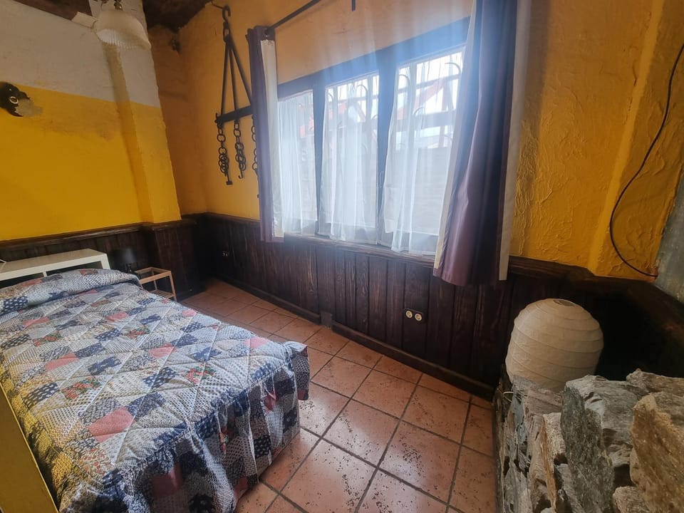 BAJOS CON ENCANTO EN RIALP Apartment in Pallars Jussà