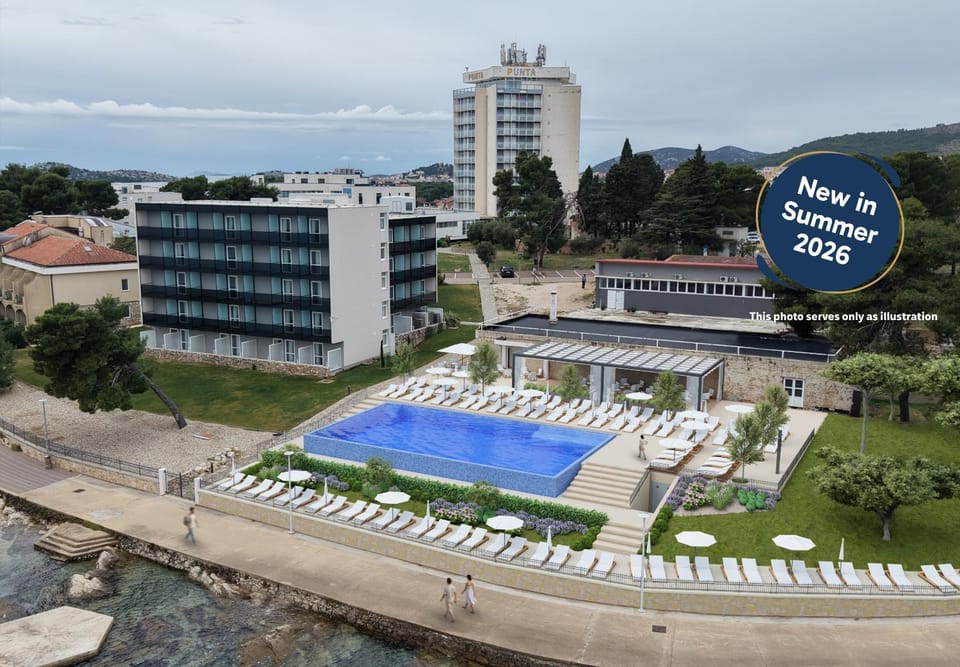 Property building, Day, Natural landscape, Pool view, Swimming pool, sunbed