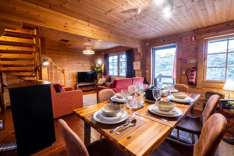 Chalé de Montanha com sons de rio Chalet in Portugal