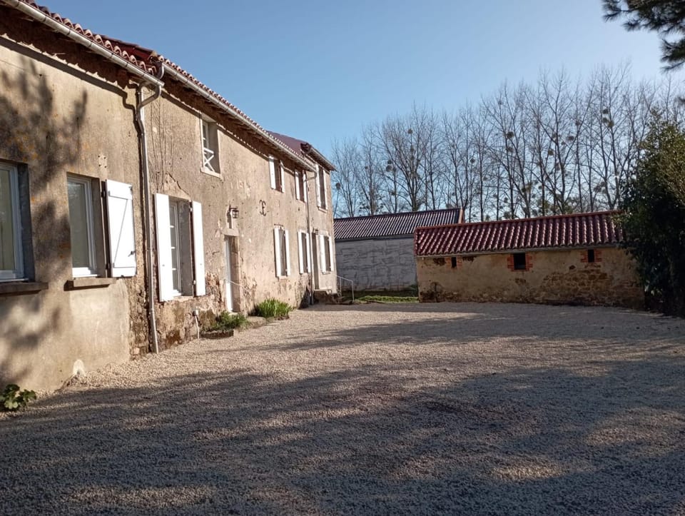 Property building, Day