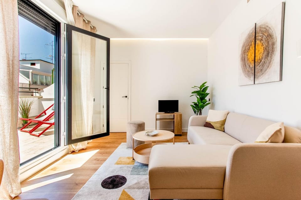 Communal lounge/ TV room, Living room