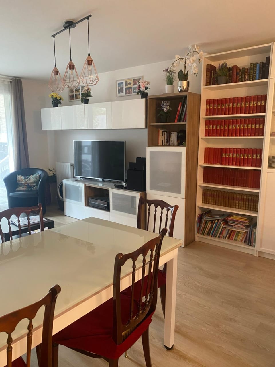 Library, Living room, Dining area