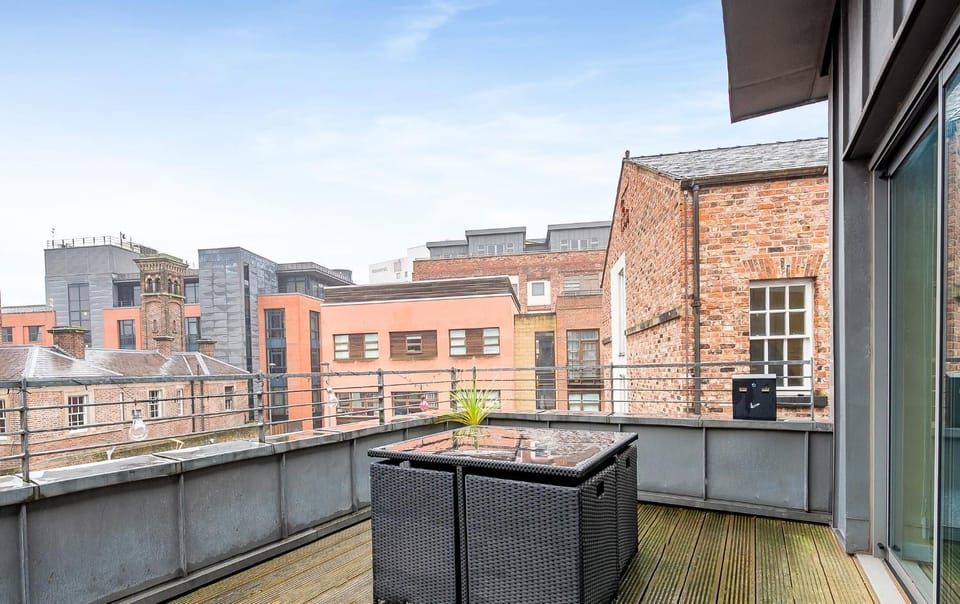 Property building, Balcony/Terrace