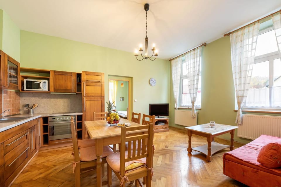 Kitchen or kitchenette, Living room, Dining area