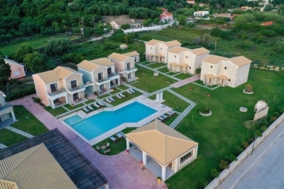 Bird's eye view, Swimming pool