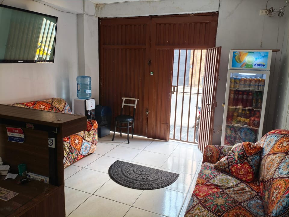 Guayacan Hostel Bed and Breakfast in Cali