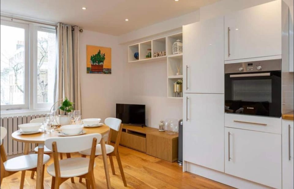 Beautiful 1BD apartment on the King’s Road Chelsea Apartment in City of Westminster
