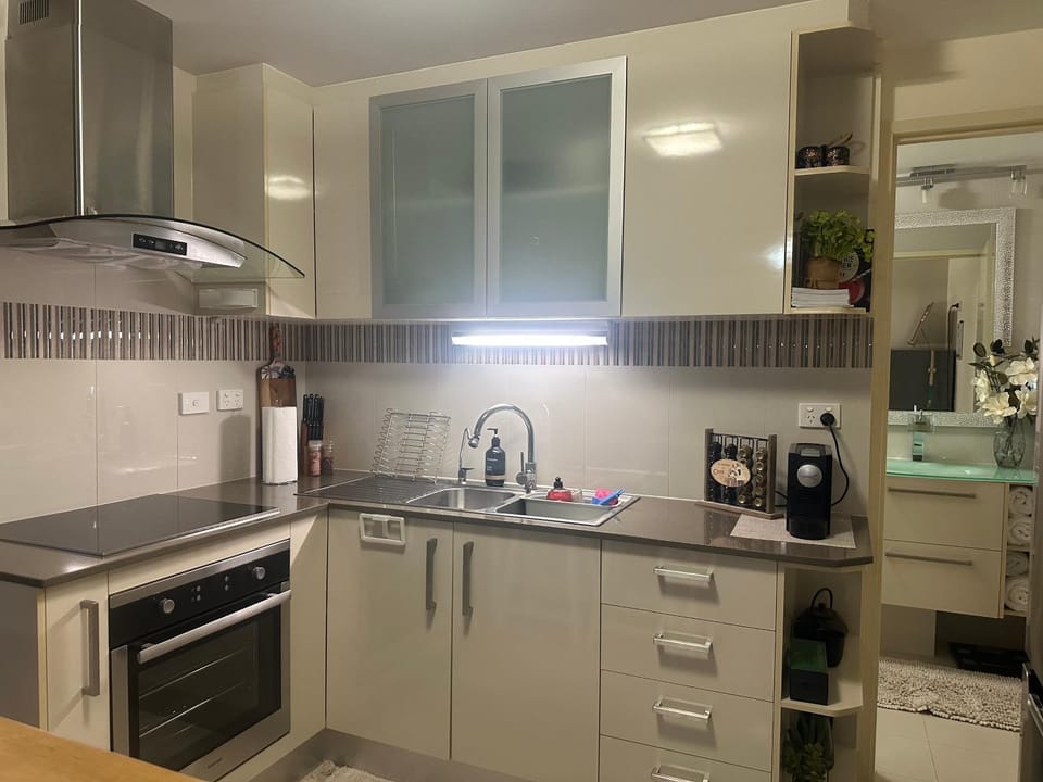 Coffee/tea facilities, Kitchen or kitchenette, pet friendly, stove