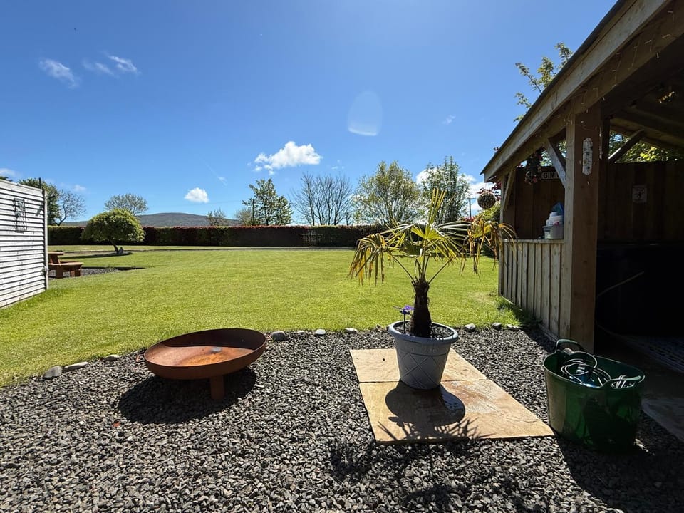 Bonnyview Glamping Campground/ 
RV Resort in Northern Ireland
