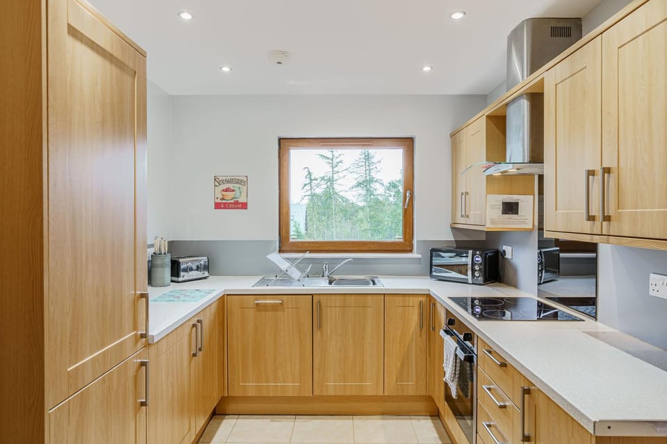 Kitchen or kitchenette, dishwasher, oven, pet friendly, stove, toaster