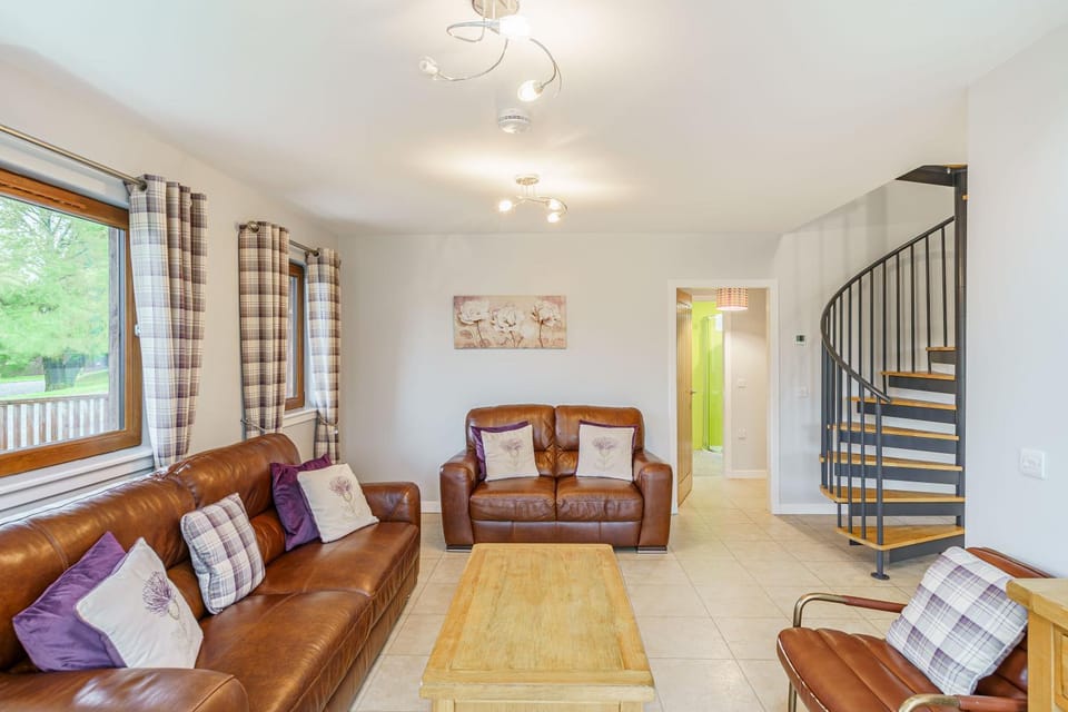 Living room, Seating area, pet friendly