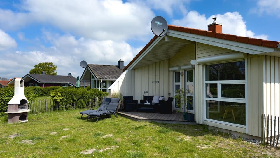 Property building, Garden view