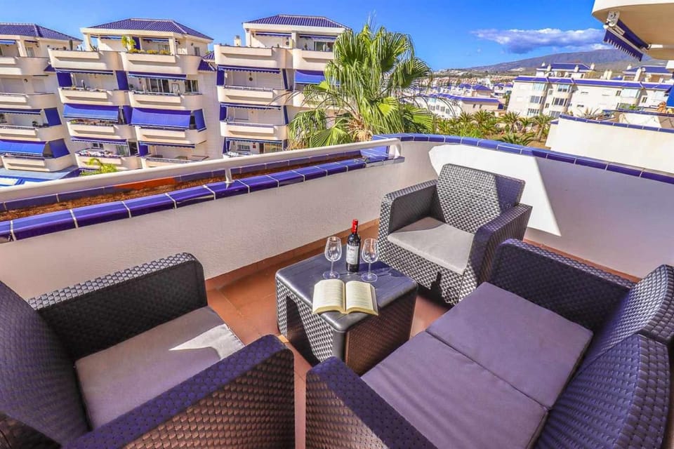 Patio, Balcony/Terrace, Balcony/Terrace, sunbed