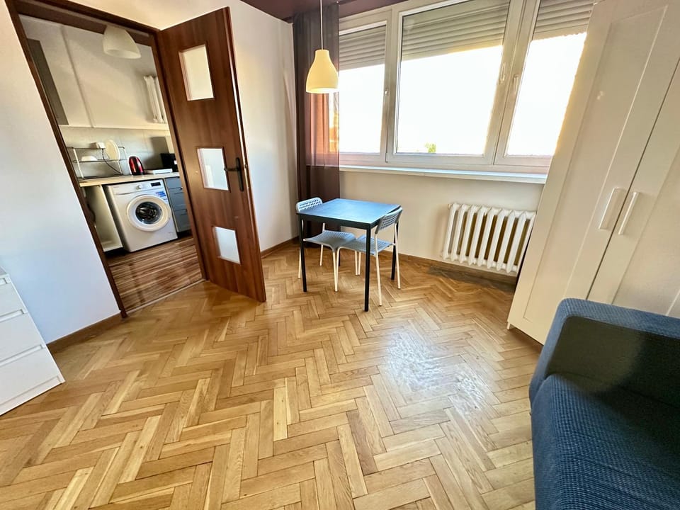 APART WAWA app 47 WiFi 600 Mbit Apartment in Warsaw