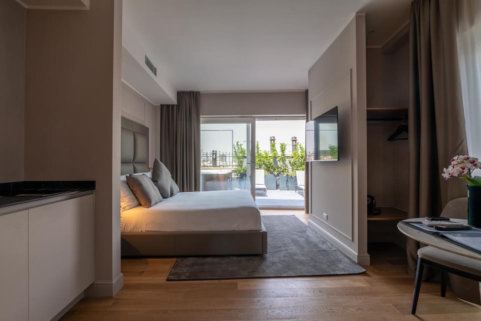 Balcony/Terrace, Bedroom