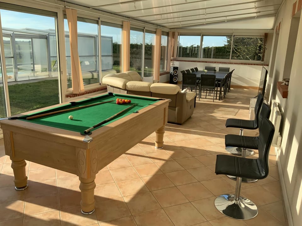 Billiard