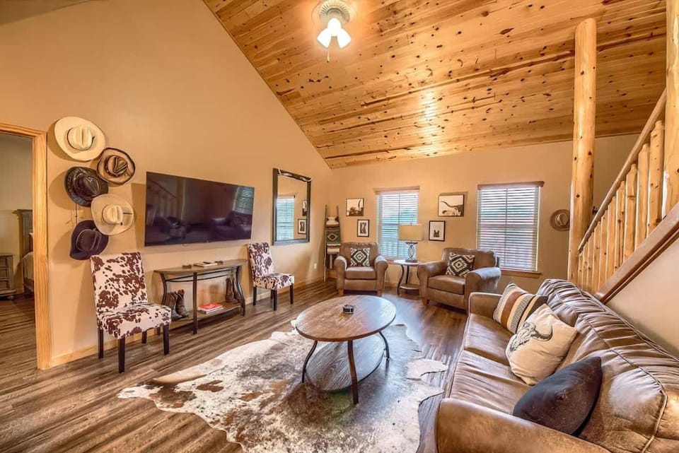 OM A5 River Float Haus on the Gruene House in New Braunfels