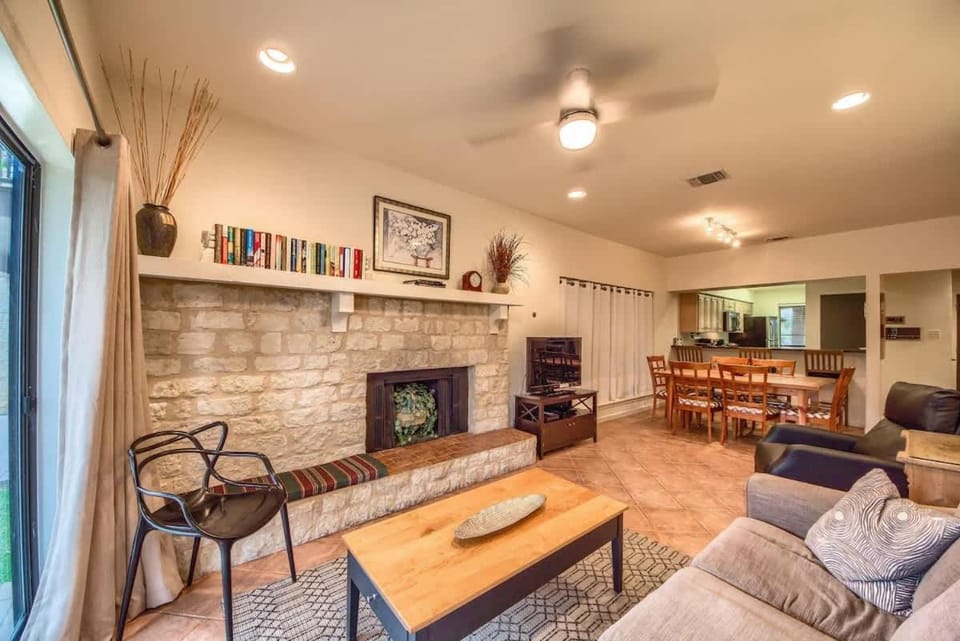 CW C109 River Bend House in New Braunfels