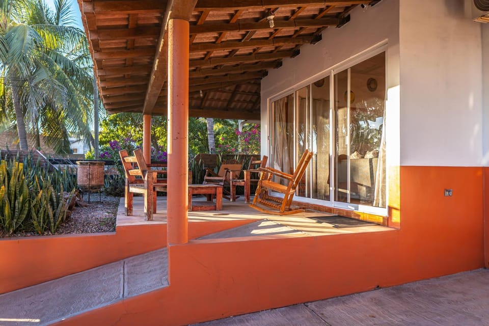 Patio, Seating area