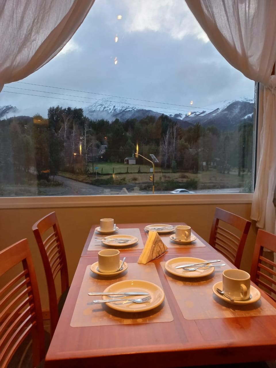 Natural landscape, Dining area, Mountain view, Breakfast