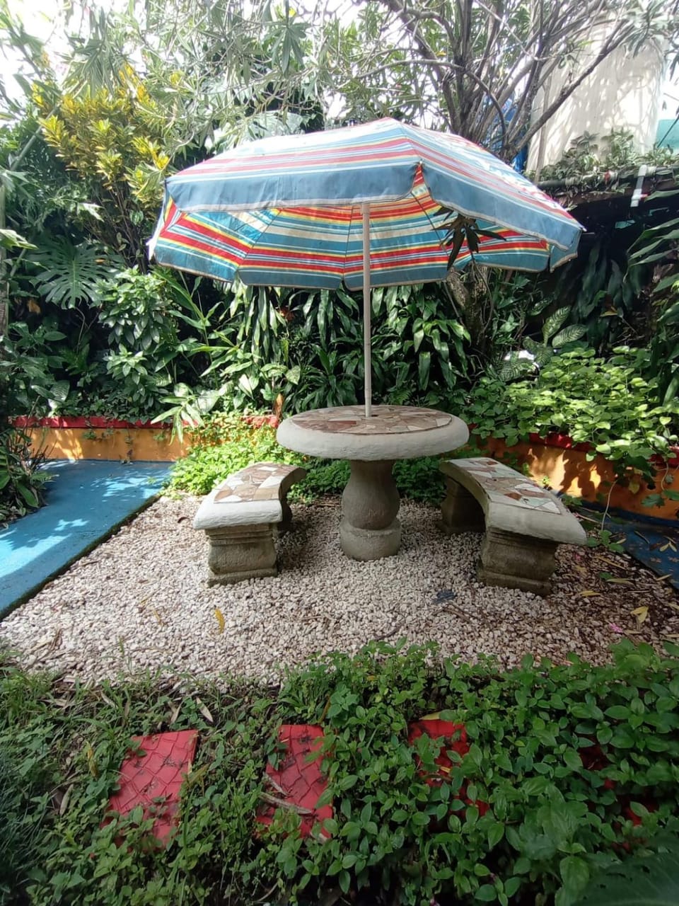 Nirvana Apartament Hostal Apartment hotel in Alajuela