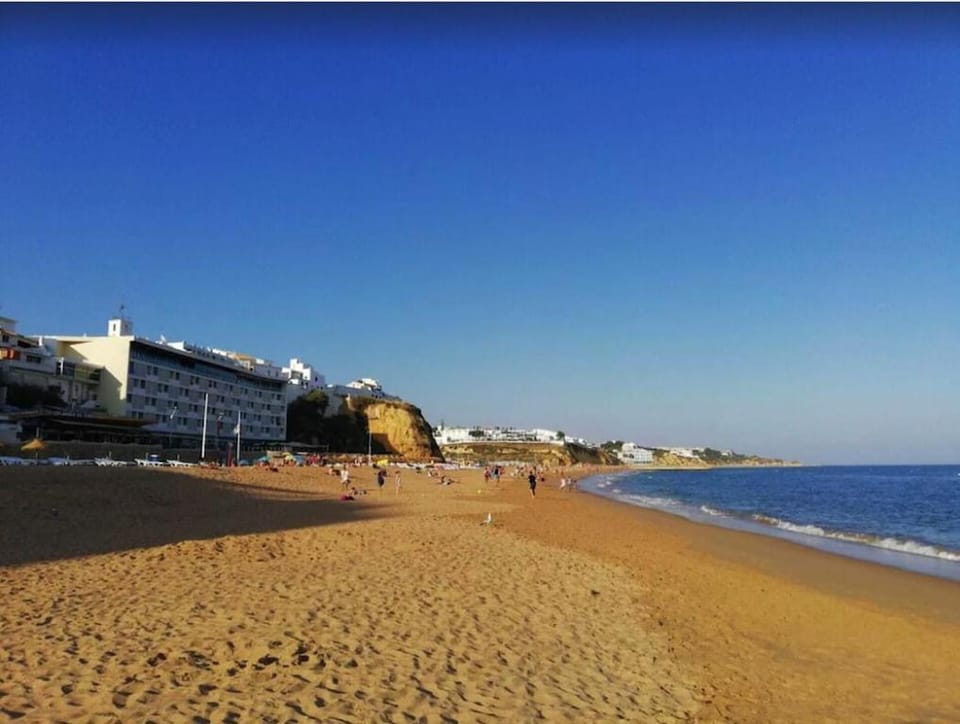 Spacieux Appartement Logis des Fées de la Marina en rez-de-chaussée de chaussée Apartment in Guia