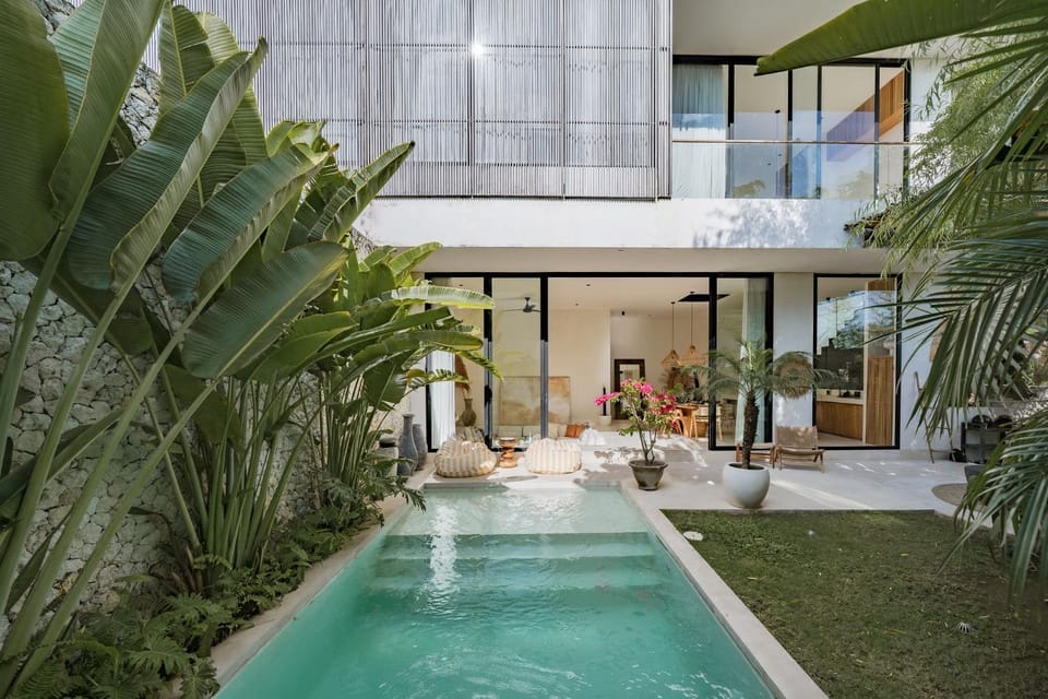 Property building, Patio, Garden, Garden view, Pool view, Swimming pool, Swimming pool