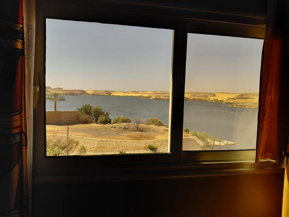 Day, Natural landscape, Lake view, Mountain view, River view, Sea view