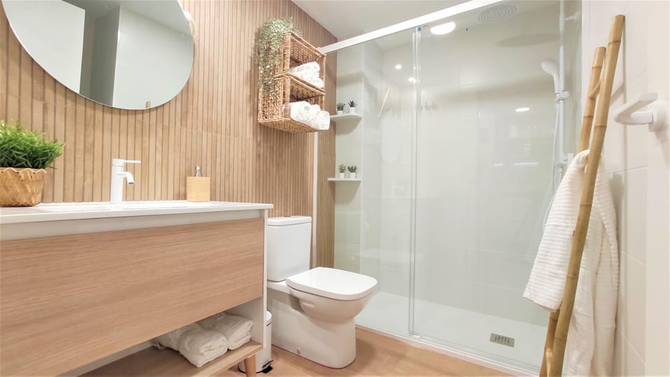 Bathroom, Bath
