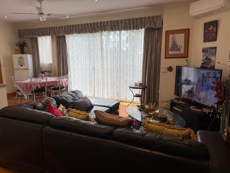 Bethel Homestay Apartment in Melbourne