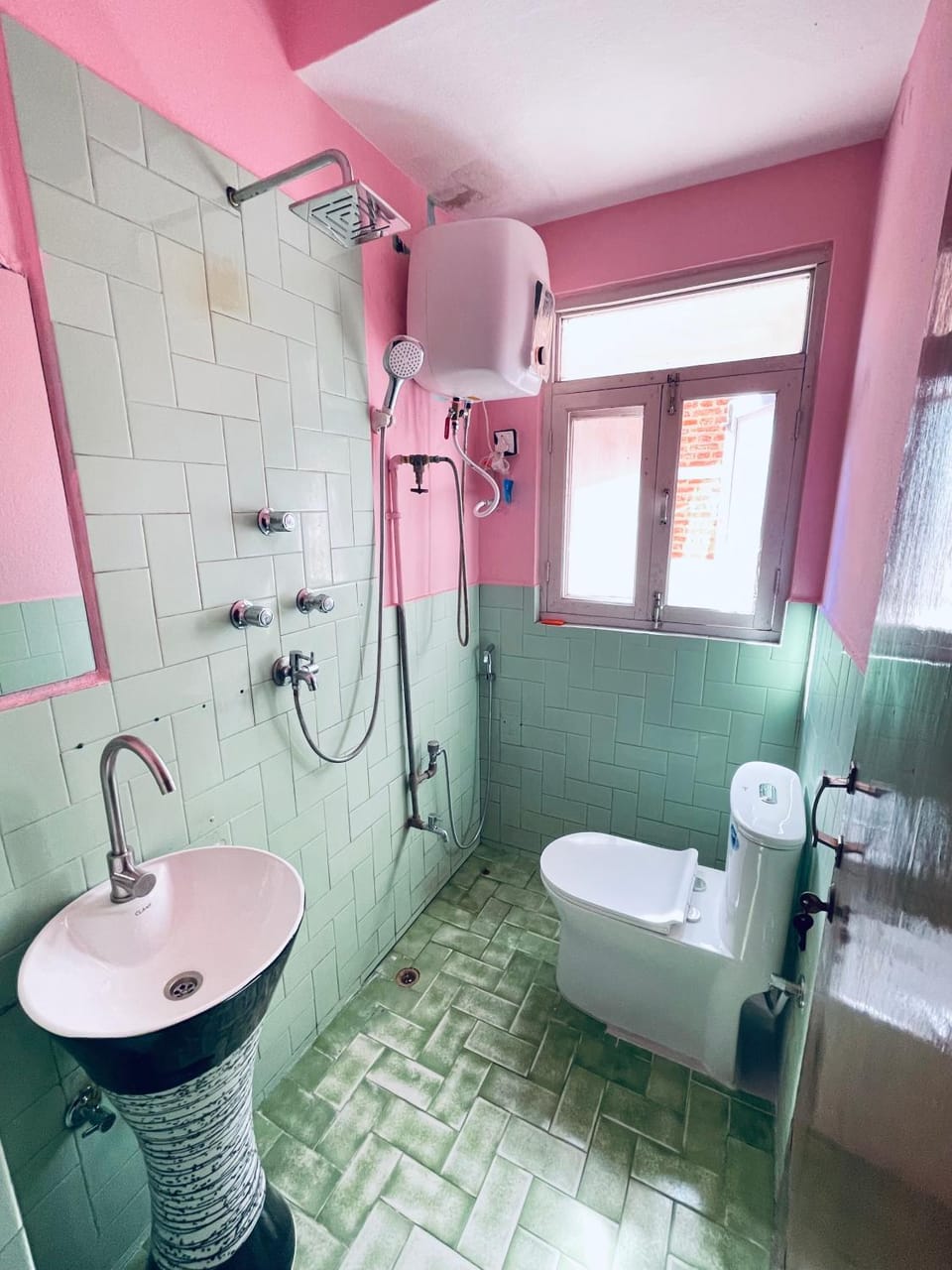Shower, Toilet, Bathroom