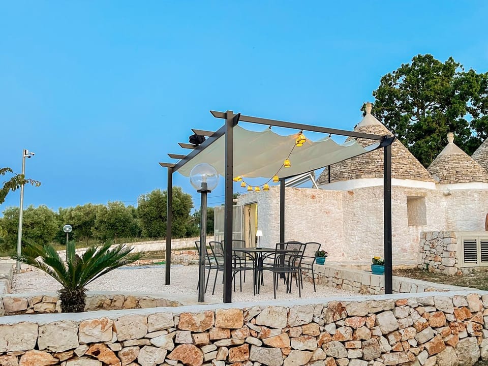 Ostuni Città Bianca - IL Trullo Bianco Coccio View-Pool-Relax Villa in Province of Taranto