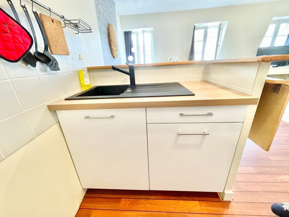 Kitchen or kitchenette, stove