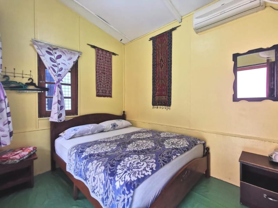 Bed, Bedroom, air conditioner
