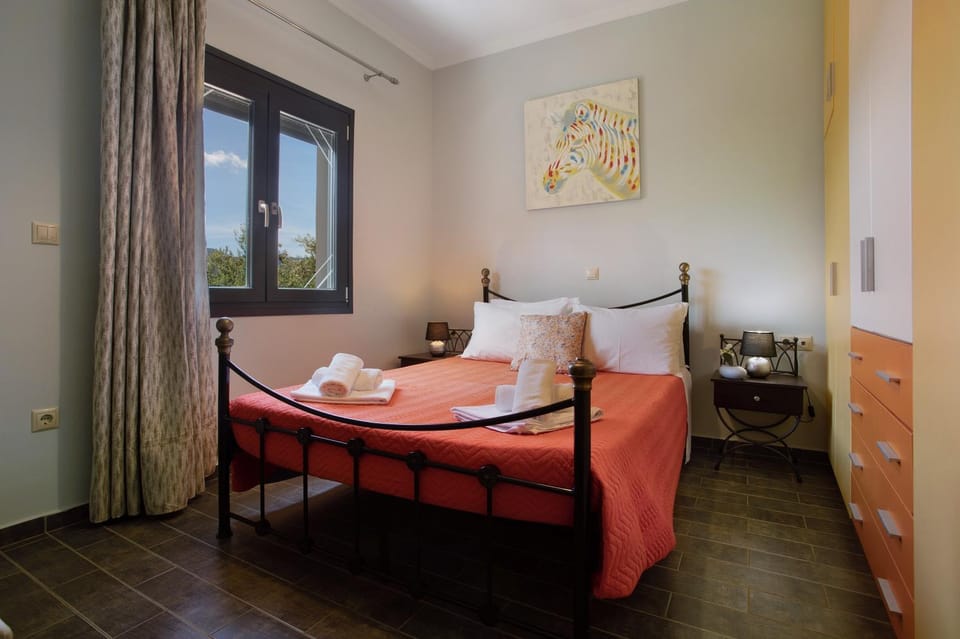 Living room, Bedroom